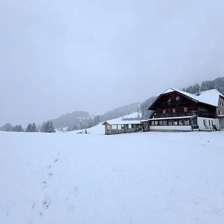 Hirzhof So Bike&ski Ridehaus In Out Auberg