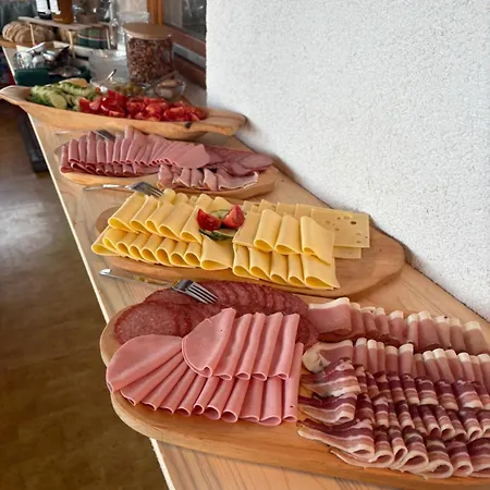 Feriehus Gruppenhaus Hirzhof In Out Sommercard