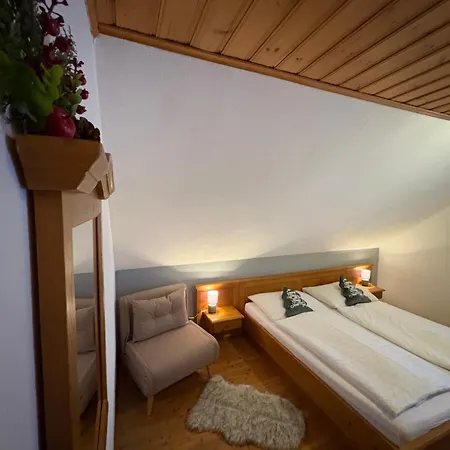 Gruppenhaus Hirzhof In Out Sommercard Feriehus Auberg